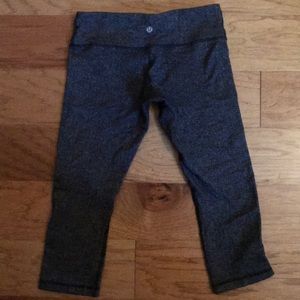 Lululemon crop leggings | 6